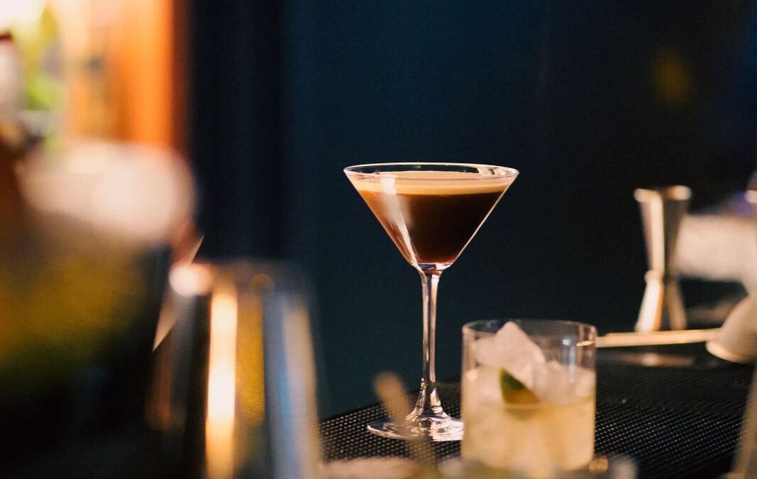 Why Bar Crawls in Pittsburgh Create Lasting Friendships and Unforgettable Memories
